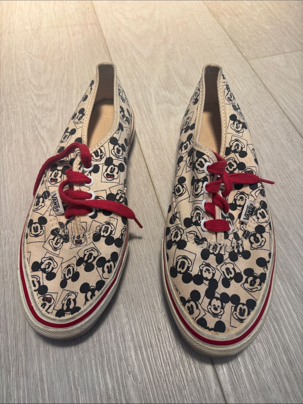 Vans Vintage Mickey Mouse Walt Disney Sneakers Size 8 1/2
